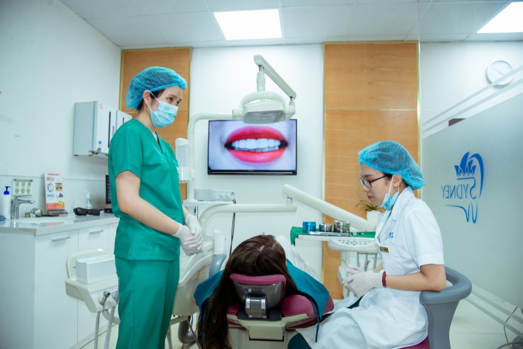 Các bước trồng răng sứ